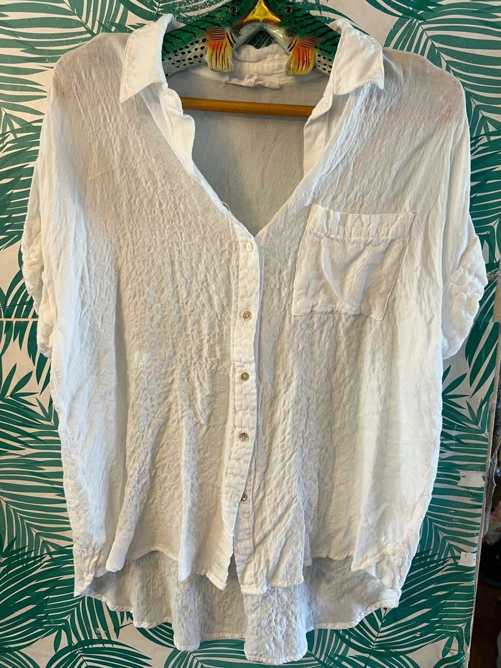 Jane & Delancey White Button-Down Relaxed Shirt  crinkled texture sz M